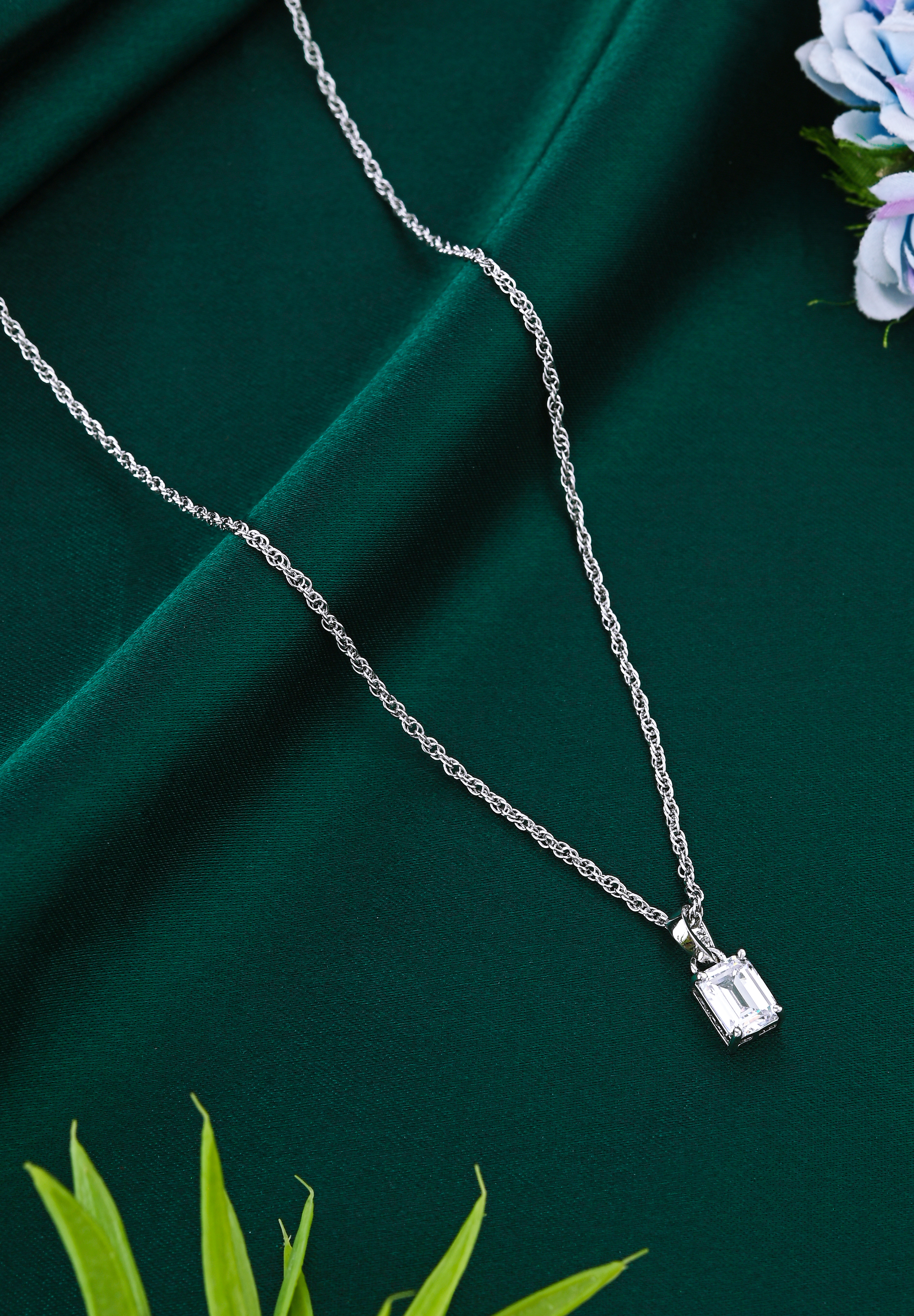 Shri Modi Jewellers - Silver Tiny Dot Pendant